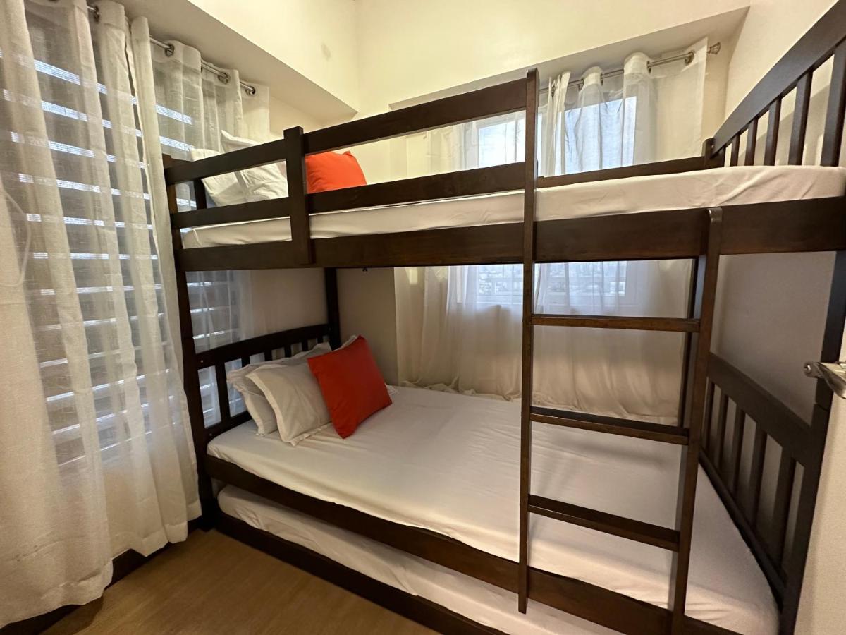 Celandine Residence In Quezon City Caloocan Esterno foto