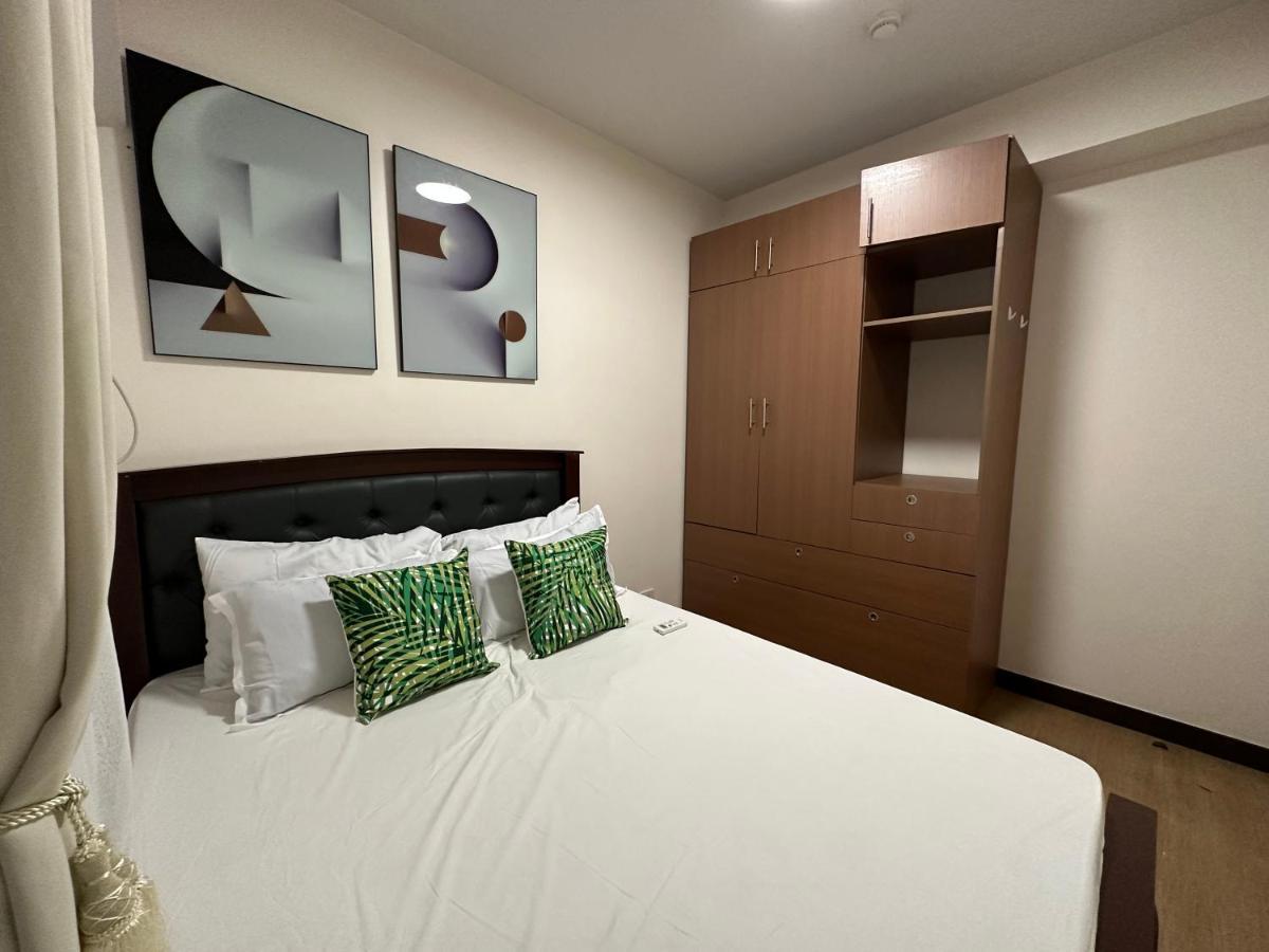 Celandine Residence In Quezon City Caloocan Esterno foto