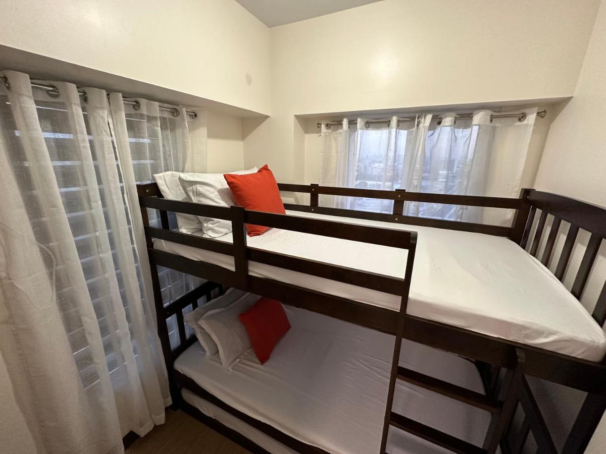 Celandine Residence In Quezon City Caloocan Esterno foto