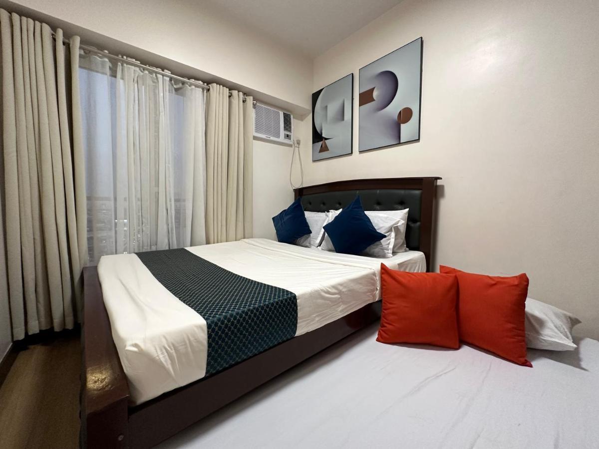 Celandine Residence In Quezon City Caloocan Esterno foto